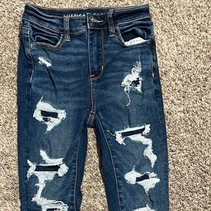 American Eagle size 000 short ripped jeans